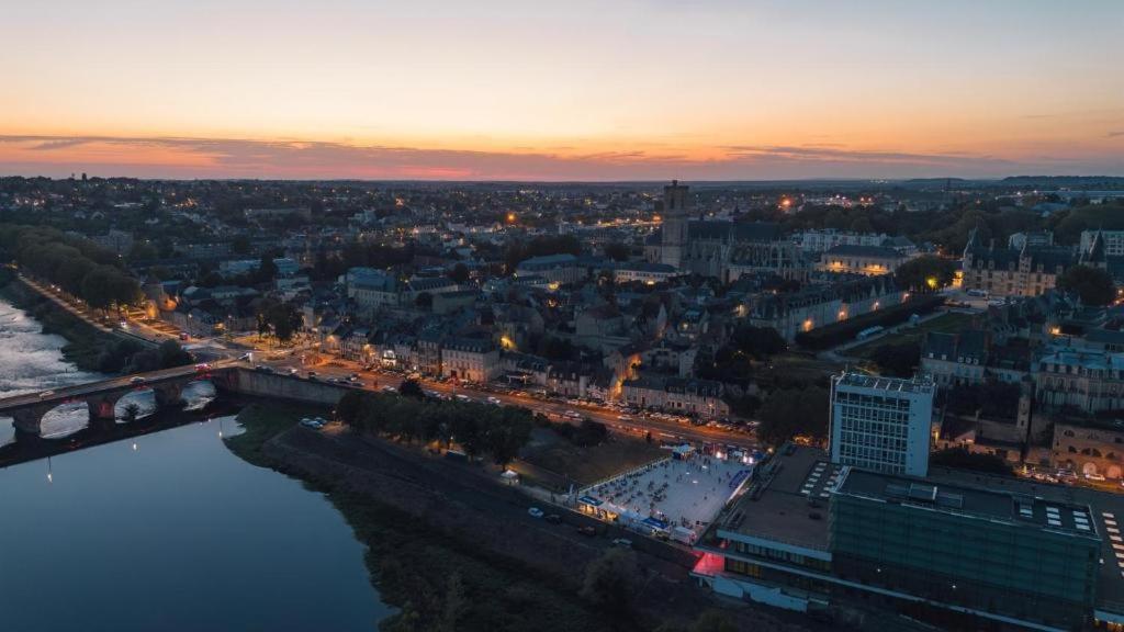 "La Frenchy" Proche Gare, Centre Ville De Nevers, Екстериор снимка